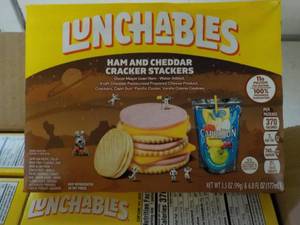 8 ct 3.5 oz Lunchables Refrigerated...