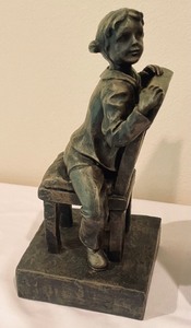 lot 72 image: Pair of Peek a Boo Bookends by Gray Gardens
