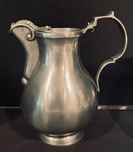 lot 146 image: Silver Plated and Pewter Servingware