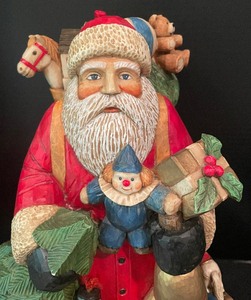 lot 152 image: Santa Decorative Figurine by Santas World