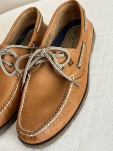 lot 30B image: Pair of Mens Sperry Top Siders Leather Shoes