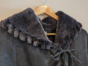 lot 106 image: Christia Italy Womens Black Suede Jacket