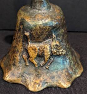 lot 120 image: Bronze Boar Bell
