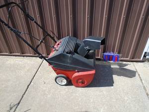 2 cycle 19 snow thrower. Used condition. Tested & works. As shown.