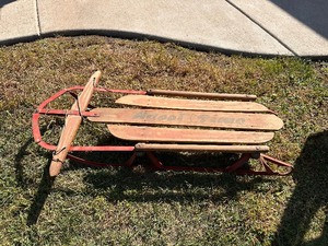 lot 25 image: Vintage Happy Time Sled