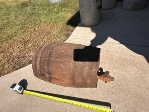 lot 36 image: Vintage Wood Whiskey Barrel