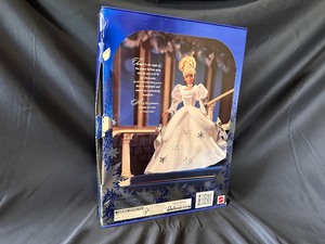 lot 100 image: Mattel 1996 Walt Disney Cinderella Barbie New in Box
