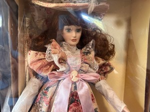 lot 107 image: Vintage Soft Expressions Genuine Fine Bisque Porcelain Doll, New in Box