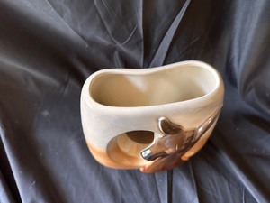 lot 128 image: Vintage MCM Royal Copley 1950s Doe Deer Open Vase