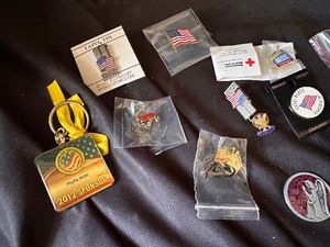 lot 149 image: Variety of Vintage Pins