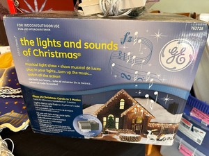 lot 170 image: Variety of Vintage Christmas Light Displays