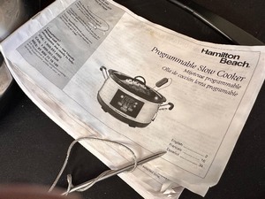 lot 178 image: Hamilton Beach Programmable Slow Cooker