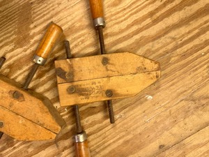 lot 93 image: Five Vintage Jorgensen Adjustable Hand Screw Wood Clamps Vise Variety of Sizes