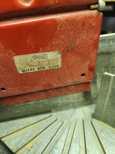 lot 59 image: Hand Miter Saw