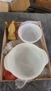 Vintage glassware including Fire King items