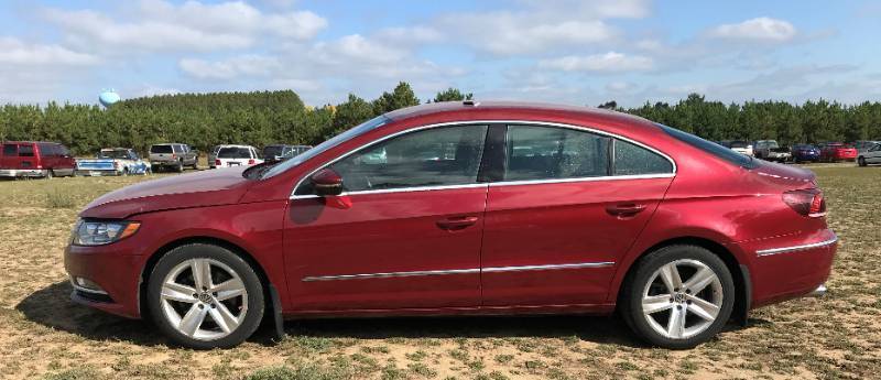 lot 1 image: 2013 Volkswagen CC Sport