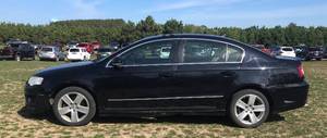 lot 4 image: 2009 Volkswagen Passat Komfort