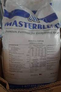 lot 125 image: 25 Pound Master Blend 20-20-20 Fertilizer