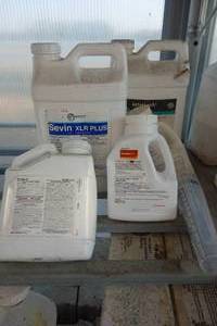 lot 130 image: Various Chemicals