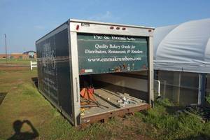 lot 156 image: Refrigerator box 16x8x8 and contents