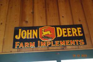 lot 224 image: John Deere Farm Implement Tin Sign