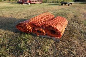 lot 44 image: Snow Fencing
