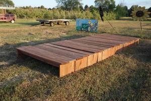 lot 45 image: 23 Benches used in outside ceremonies