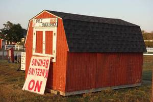 lot 274 image: Snack Shack Shed