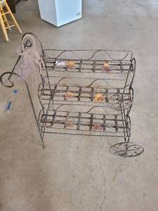 lot 199 image: Wire Cat Cart 42x22x35