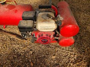 lot 316 image: Brewt Powers portable LB-10 compressor