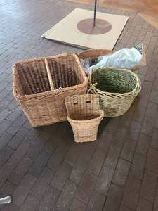 lot 358 image: Various Large woven baskets