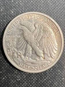 lot 19 image: 1942-D US WALKING LIBERTY HALF DOLLAR