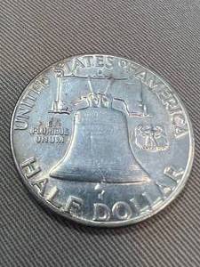lot 47 image: 1962-D US FRANKLIN HALF DOLLAR
