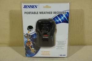 lot 18 image: Jensen Portable Weather Receiver