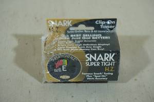 lot 23 image: Snark Clip-On Tuner