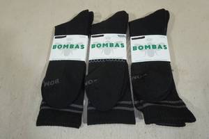 lot 35 image: 3 Pairs of Bombas Socks -XL