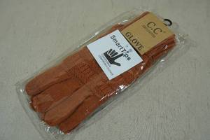 lot 46 image: C.C. SmartTips Gloves
