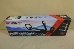 lot 141 image: Go Find 66 Metal Detector