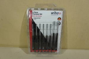 lot 149 image: Wiha 8-Piece Precision Set Metric Nut Drivers