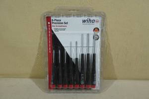 lot 150 image: Wiha 8-Piece Precision Set Hex Screwdrivers