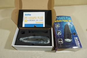 lot 173 image: Bigblue FF-1X5AF0 Plus Aluminum LED Light