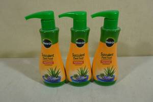 lot 197 image: 3 Miracle-Gro Succulant Plant Food 8fl oz