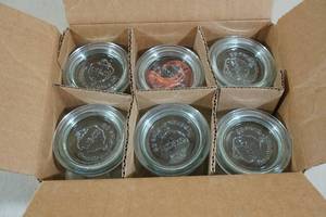 lot 199 image: 6 Weck 760 Mini Mold Jars