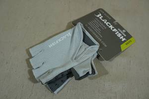 lot 216 image: BlackFish Sun Gloves -Medium