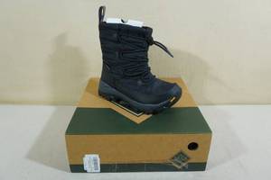 lot 227 image: Muck Boots Womens Nomadic Sport Boots -Size 5
