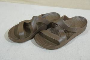 lot 267 image: Nuusole Womens Hailey Sandal -Size 6, Bronze