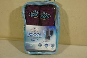 lot 278 image: Professionals Choice 2xCool Sports Medicine Boots -Small Fronts
