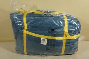 lot 1I image: Mountainsmith Conifer 5 3 Season Tent -Fits 2 Adults, 3 Kids and Family Dog