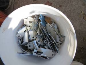 lot 17 image: Stainless Steel Assortment