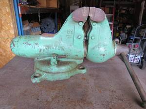 lot 57 image: Wilton Bench Vise